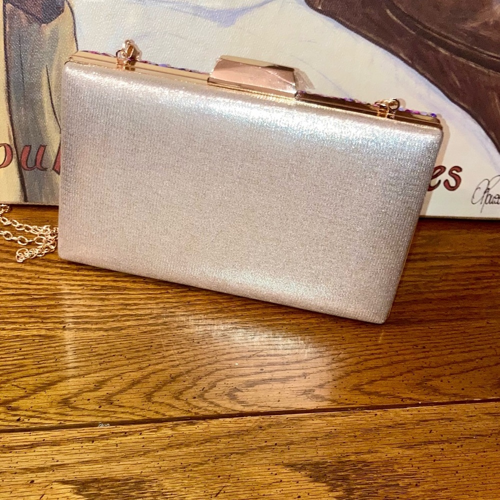 Embellished Crossbody/Clutch NWOT Purples, Pink and Rhinestones   - - Picture 10 of 16